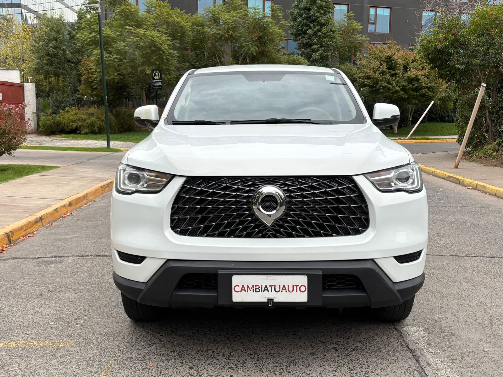 Poer Elite Manual RWD 2023 108.907 km Santiago - interior