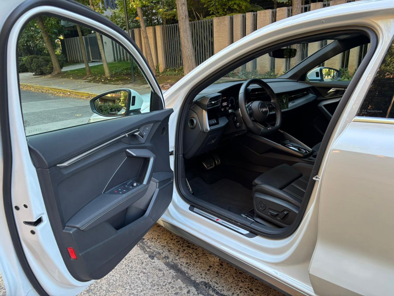 Audi A3 Sportback 35 TFSI 2025 | Reestreno: 10.000 KM | Único Dueño | Santiago