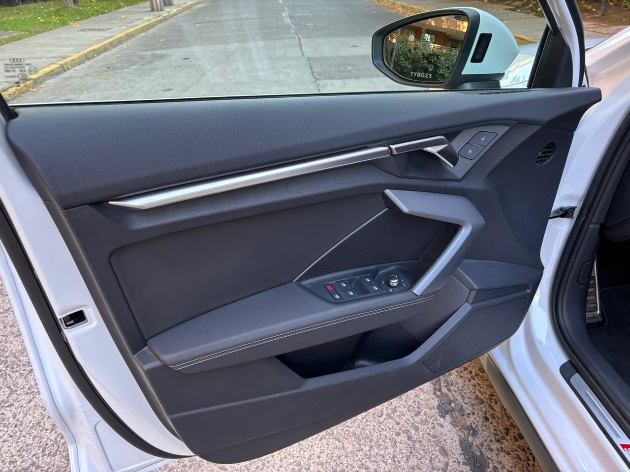 Audi A3 Sportback 35 TFSI 2025 | Reestreno: 10.000 KM | Único Dueño | Santiago