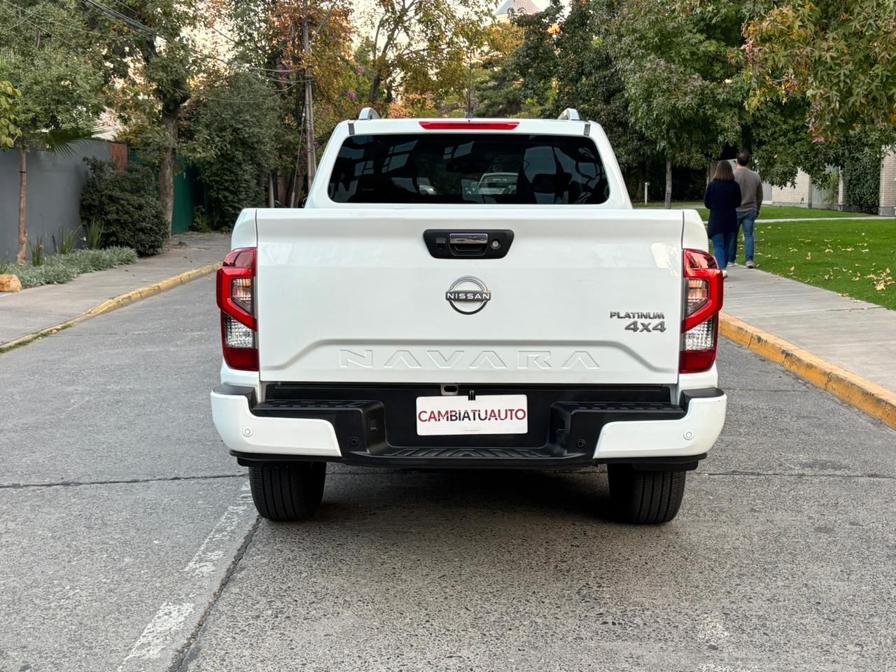 Nissan Navara Platinum 2.3 4x4 At 2023 96.630 km Santiago - foto 6