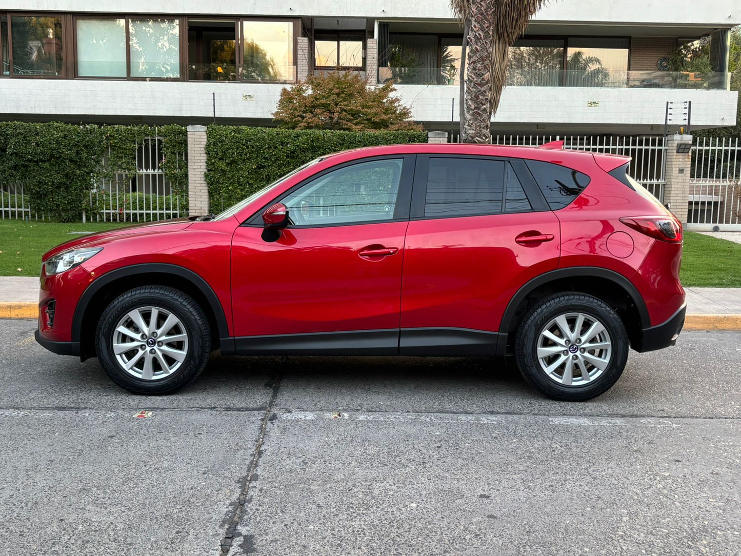 Cx-5 2.0 R 4x4 Gasolina Automático 2015 Santiago - detalle exterior