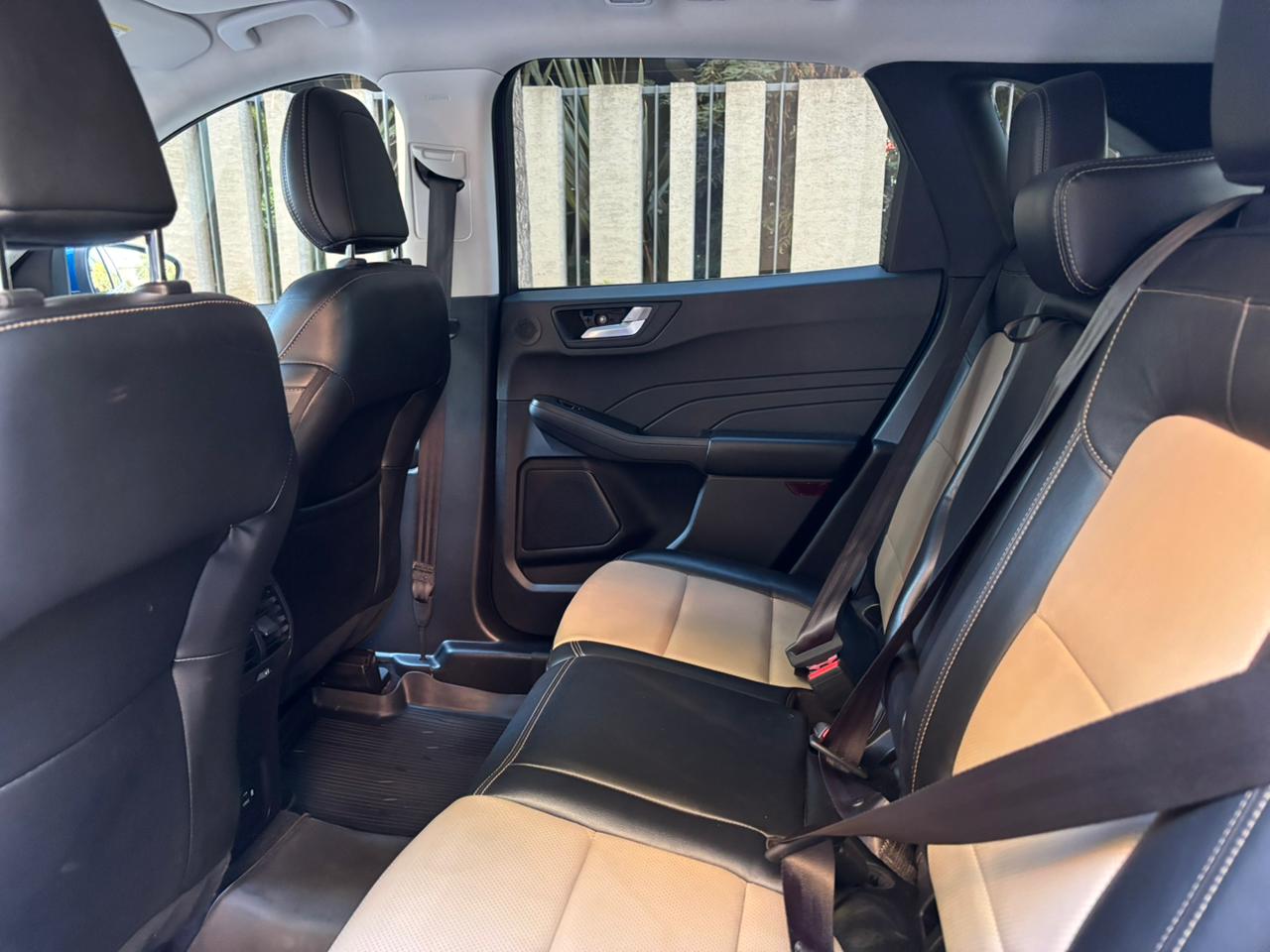 Ford Escape Titanium 2022 | 87.927 km | Santiago