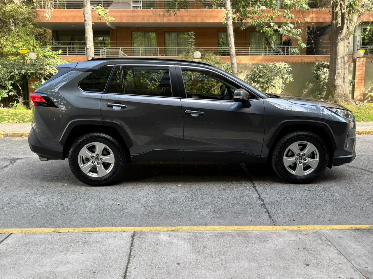Toyota Rav4 2.0 Cvt 2021 109.337 km Santiago - foto 8
