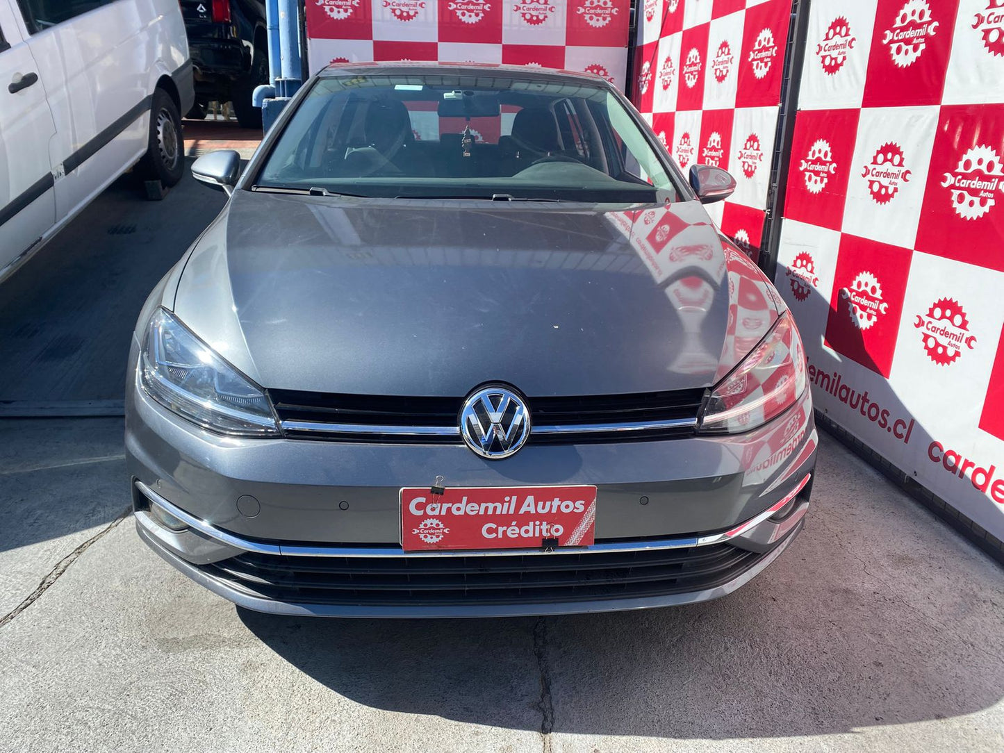 Volkswagen Golf 2018 HB frente gris/color impecable Detodoauto