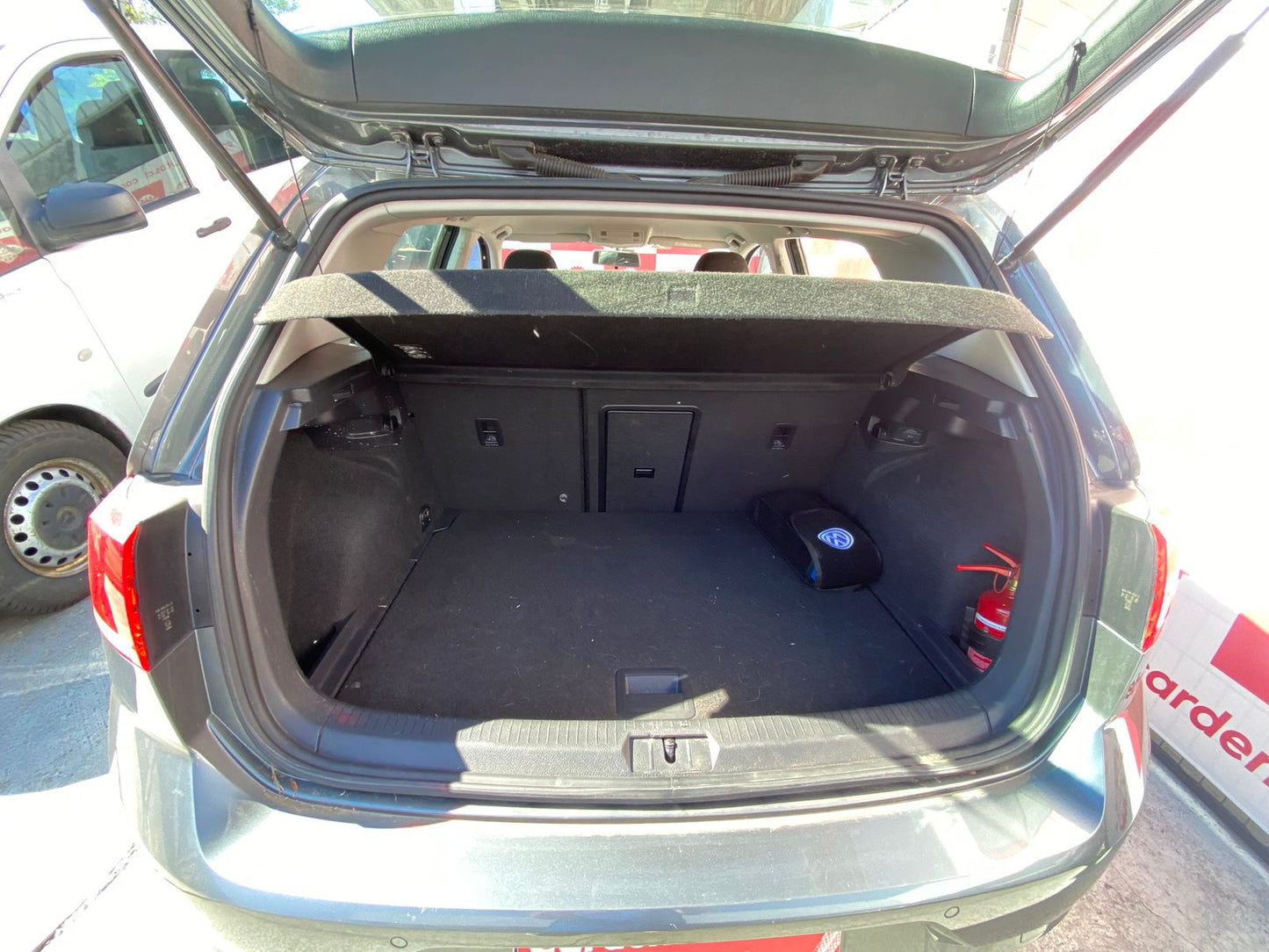 Volkswagen Golf 1.6 AT 2018 - Solo 60.255 KM -  Los Angeles
