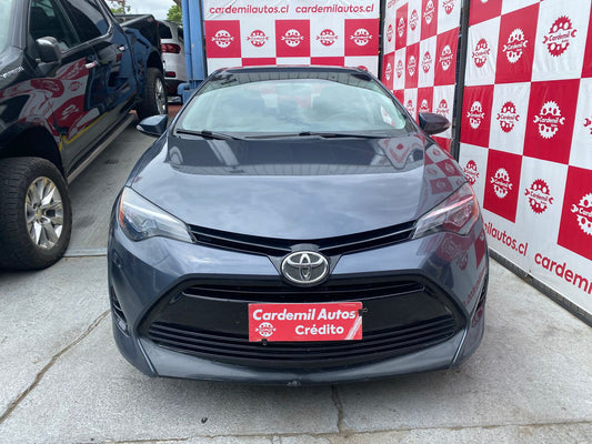 Toyota New Corolla 2018 GL frente plateado/color impecable Detodoauto