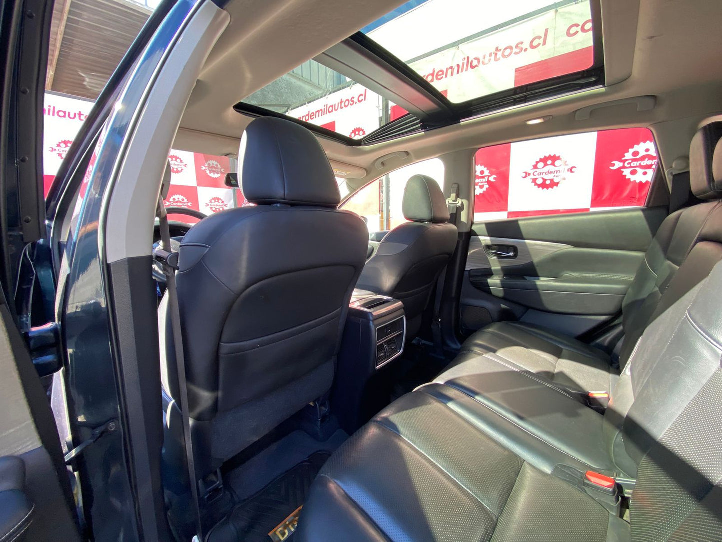 Doble sunroof panorámico abierto Nissan Murano Advance 2018