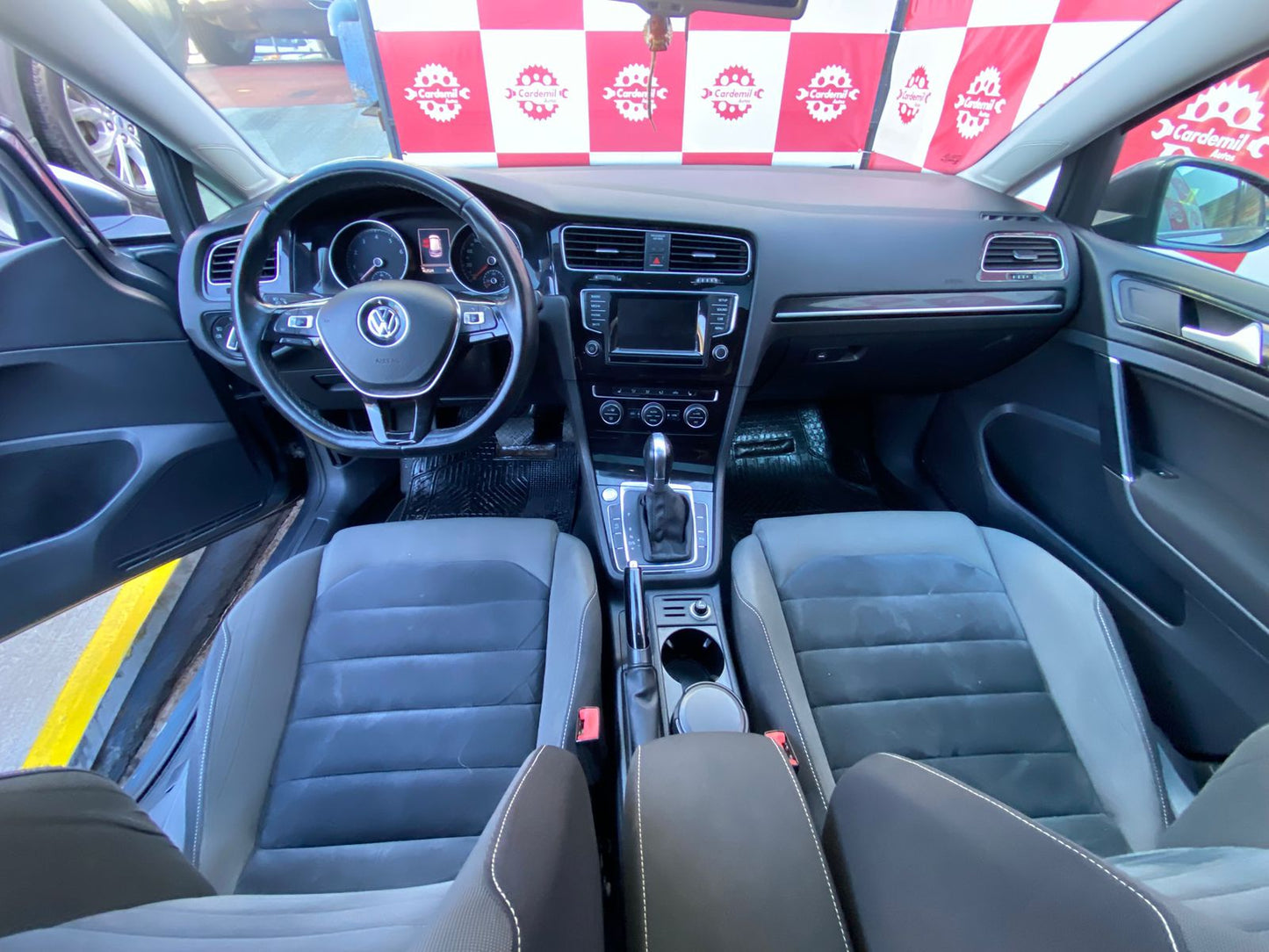 Volkswagen Golf Highline Sport 1.4 TSI AT 2015 -  Los Angeles