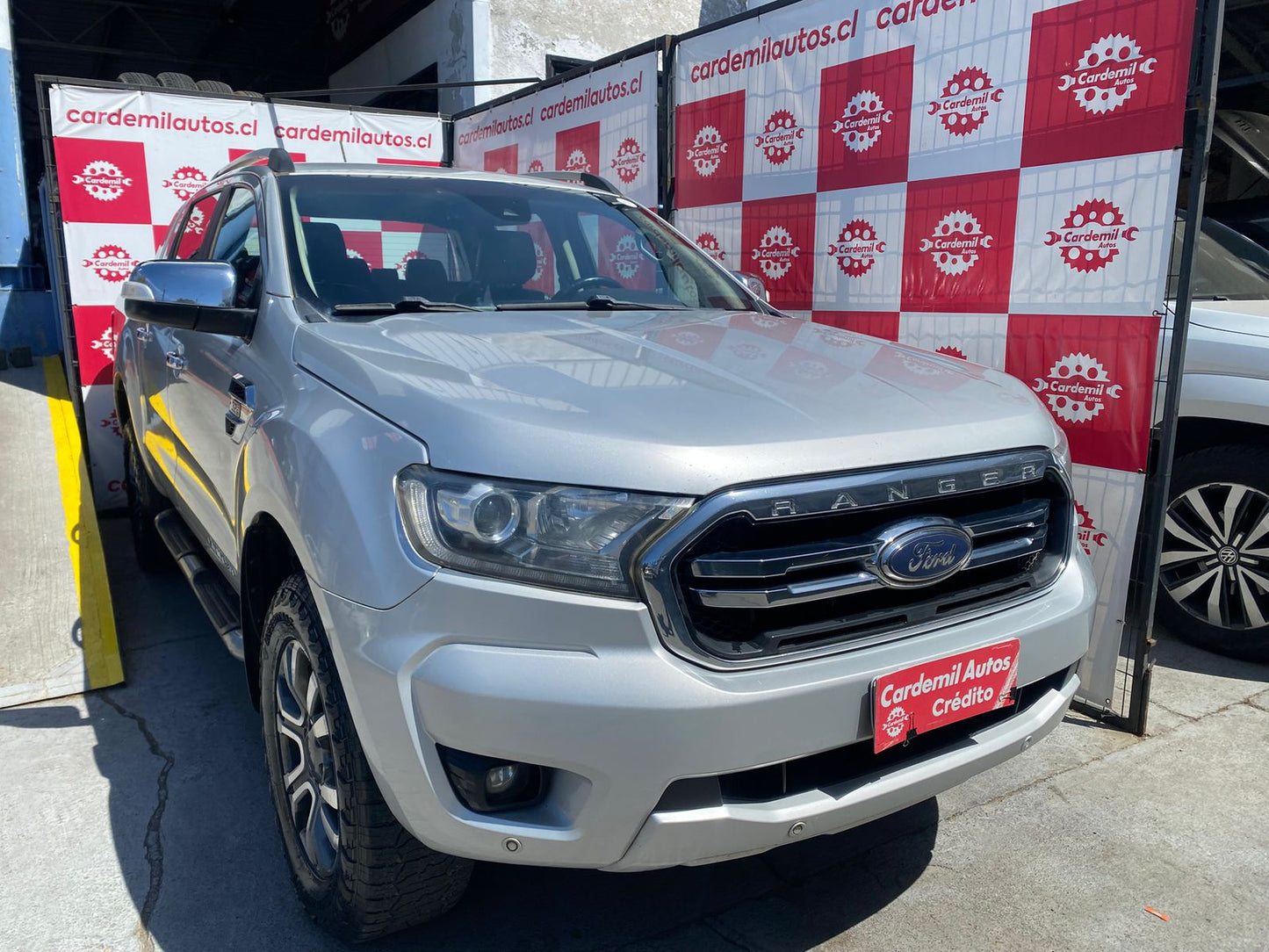 Ford Ranger Limited 2021 4x4 frente cromado luces LED Detodoauto