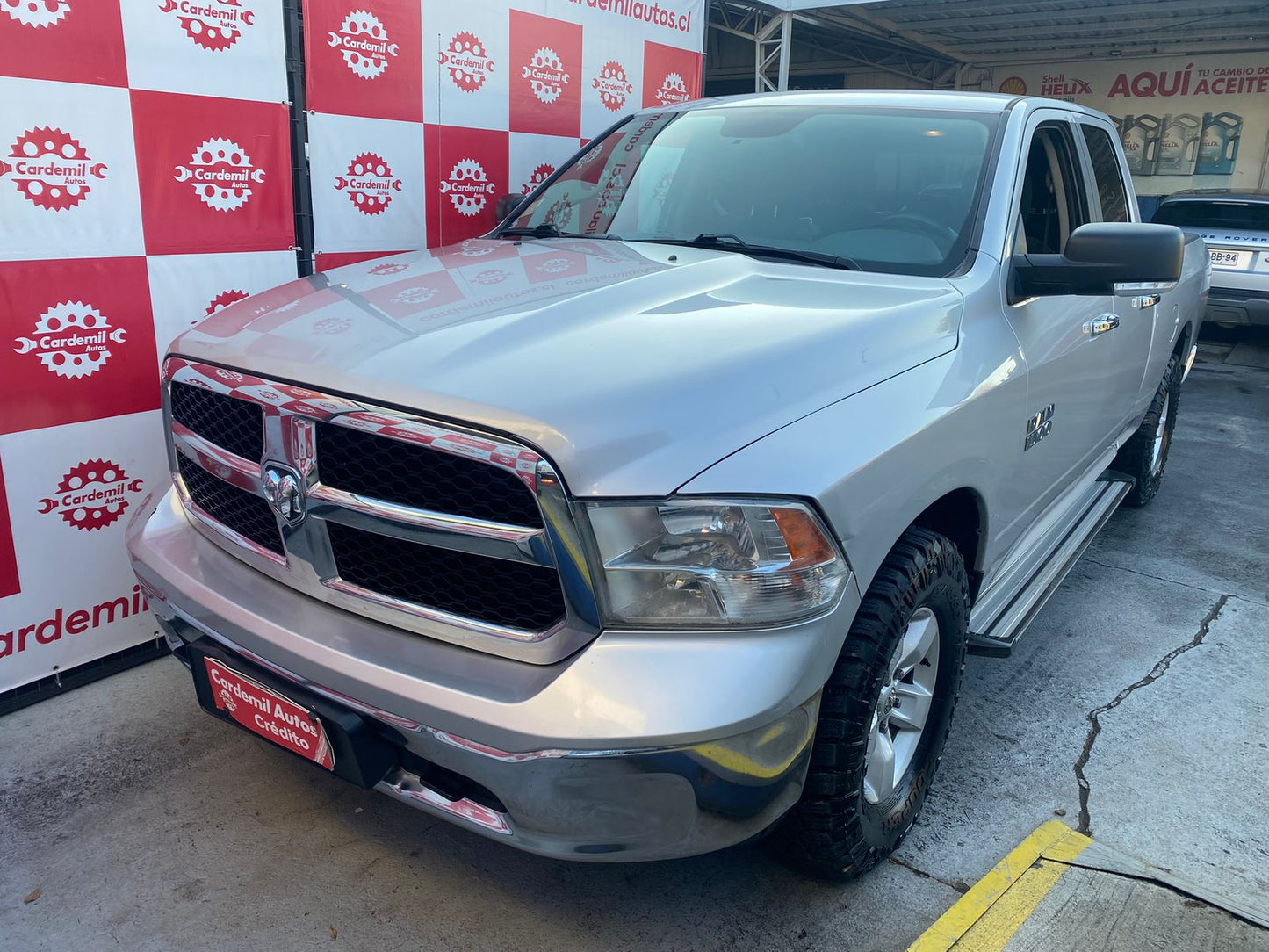 Dodge RAM 1500 Quad Cab 4x4 2017 - Facturable - Los Angeles