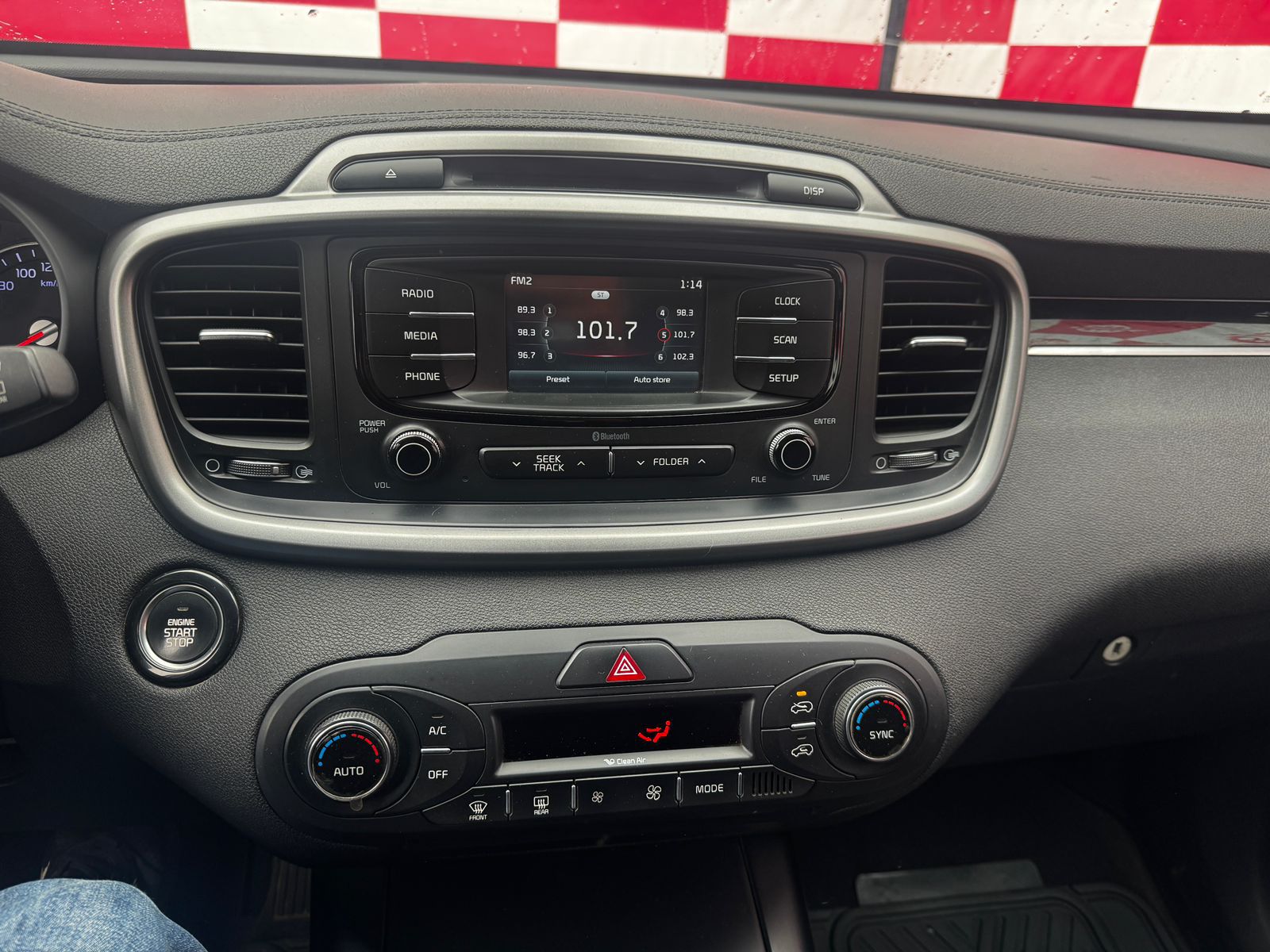 Panel central y caja automática Kia Sorento 2015 menos de 100k km
