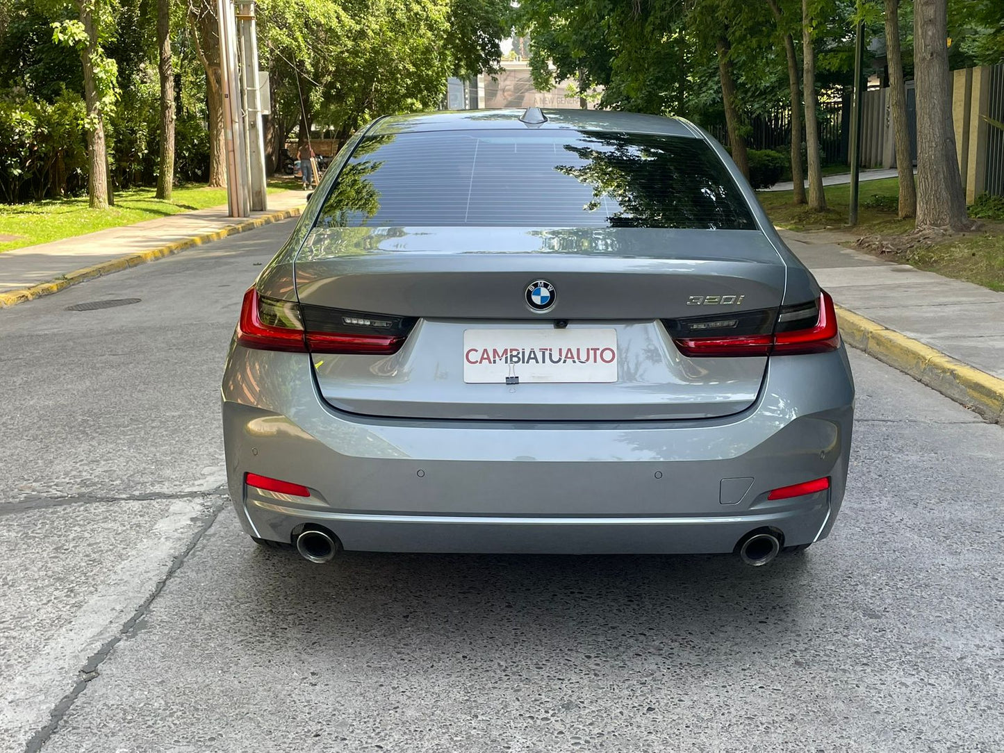 BMW 320i Urban 2.0 Berlina 2024 - Santiago