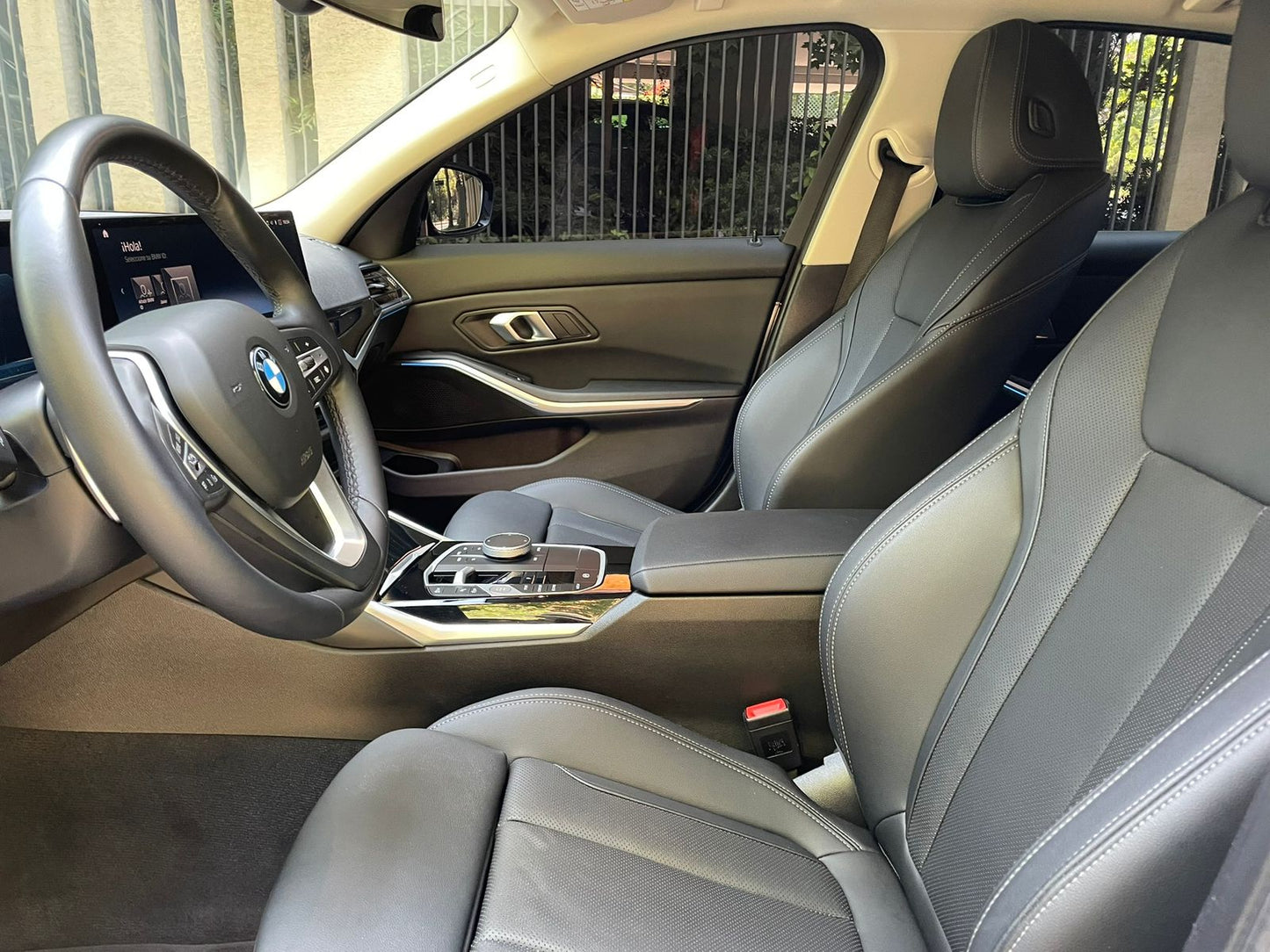 BMW 320i Urban 2.0 Berlina 2024 - Santiago