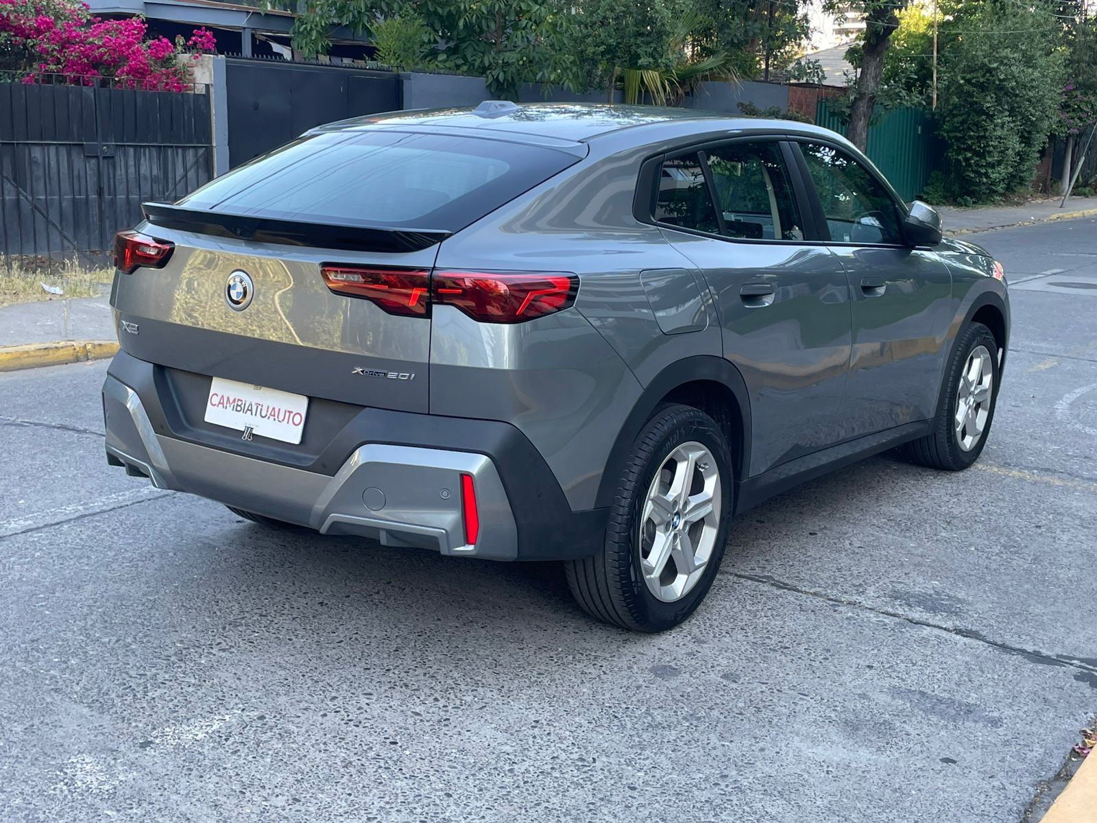 X2 2.0i Dynamic Xdrive 2025 675 km Santiago - foto 6