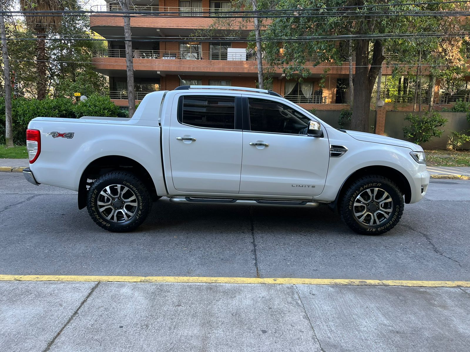 Ranger Limited 2023 4x4 2023 98.550 km Santiago - foto 6