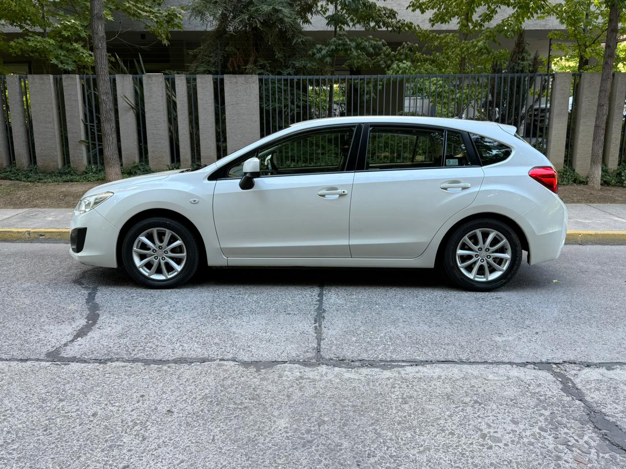 Impreza Xs Gasolina Automático, Manual 2013 Santiago - detalle exterior