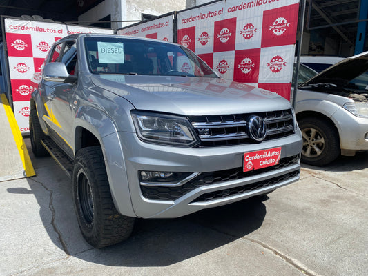 Detalle kit de suspensión y pisaderas metálicas originales Amarok