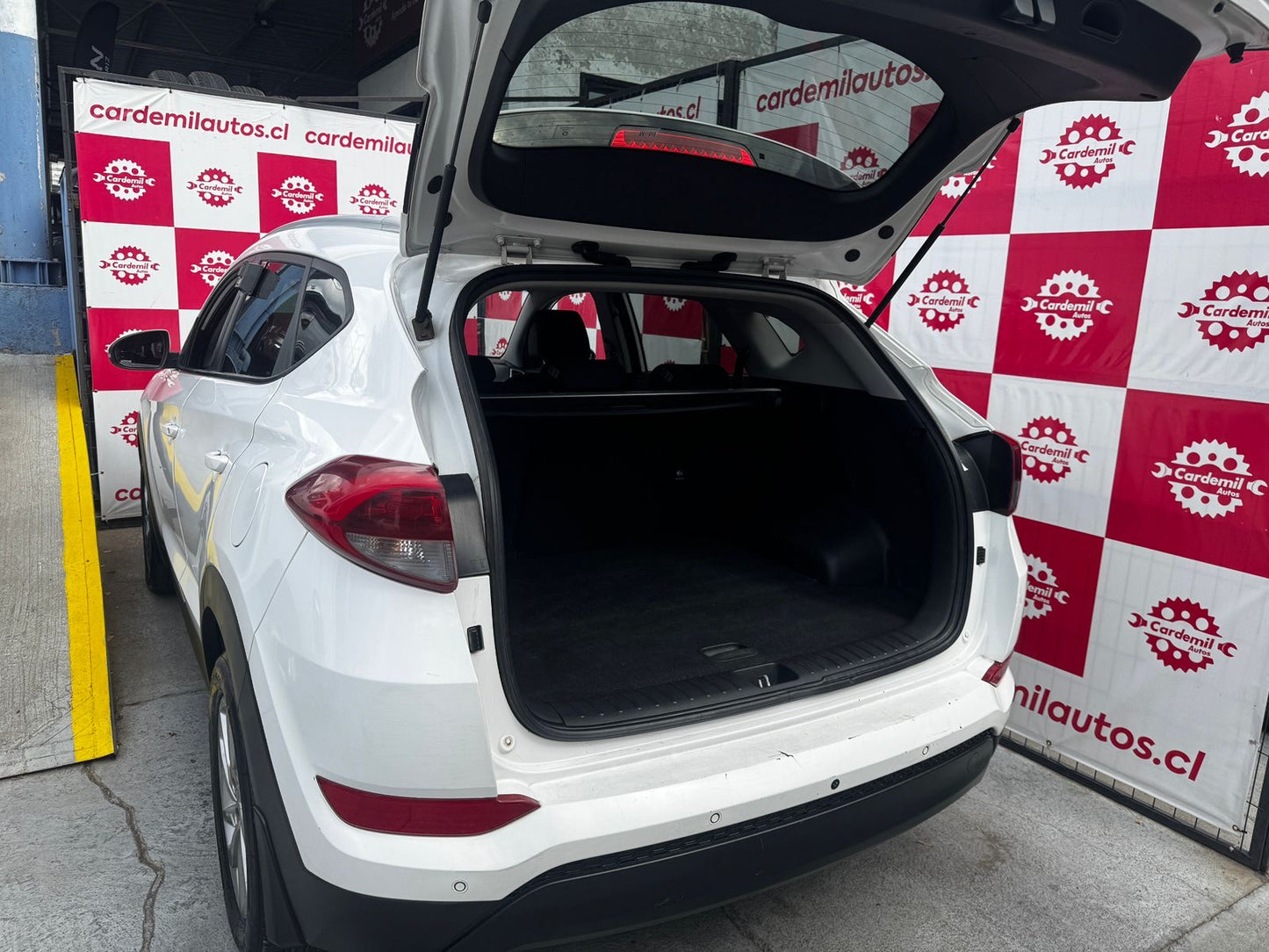 Hyundai Tucson GL Advance 2.0 CRDi Diésel AT 2016 - Los Angeles