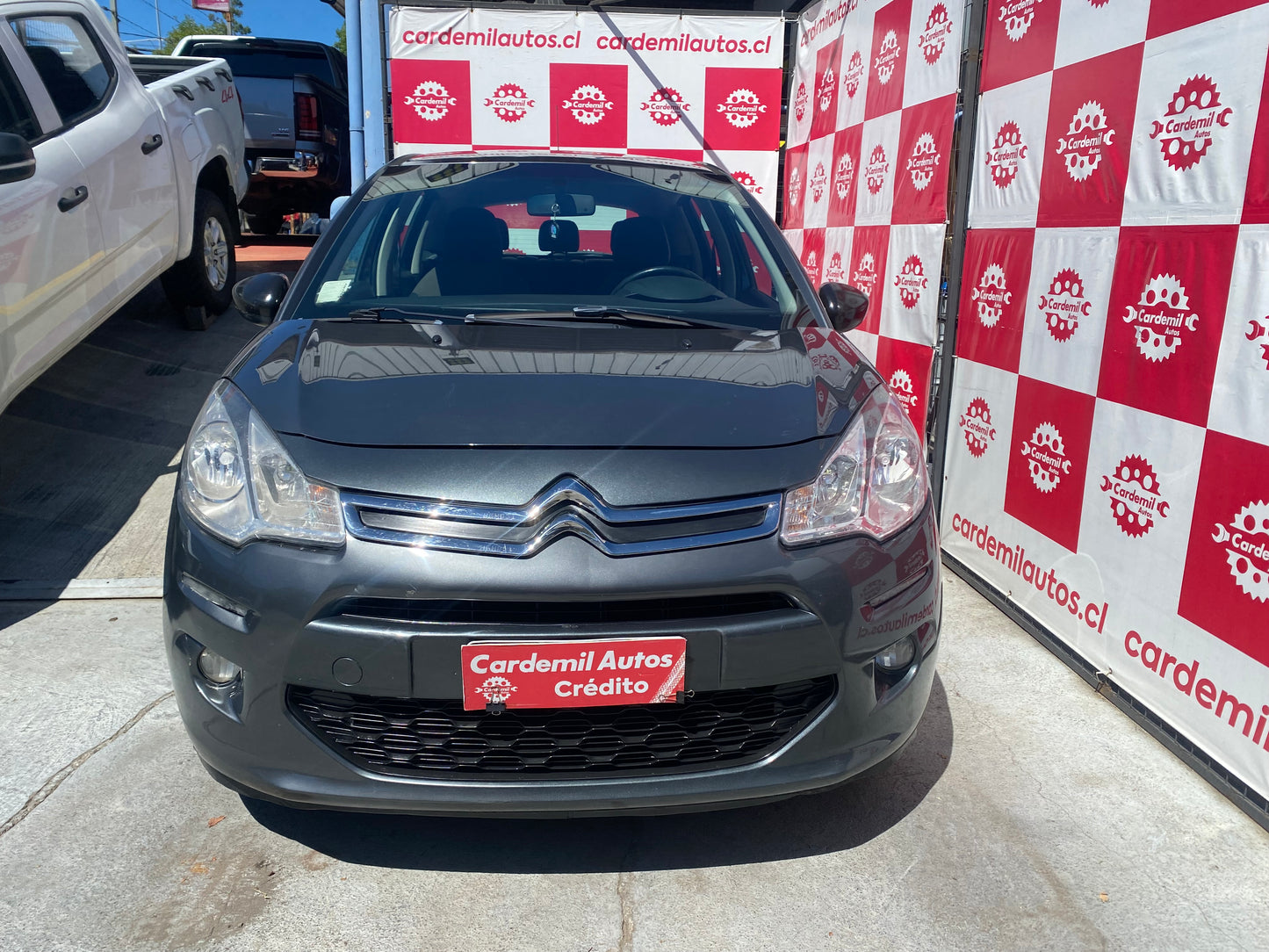 Citroën C3 2016 frente moderno luces LED y diseño curvo Detodoauto
