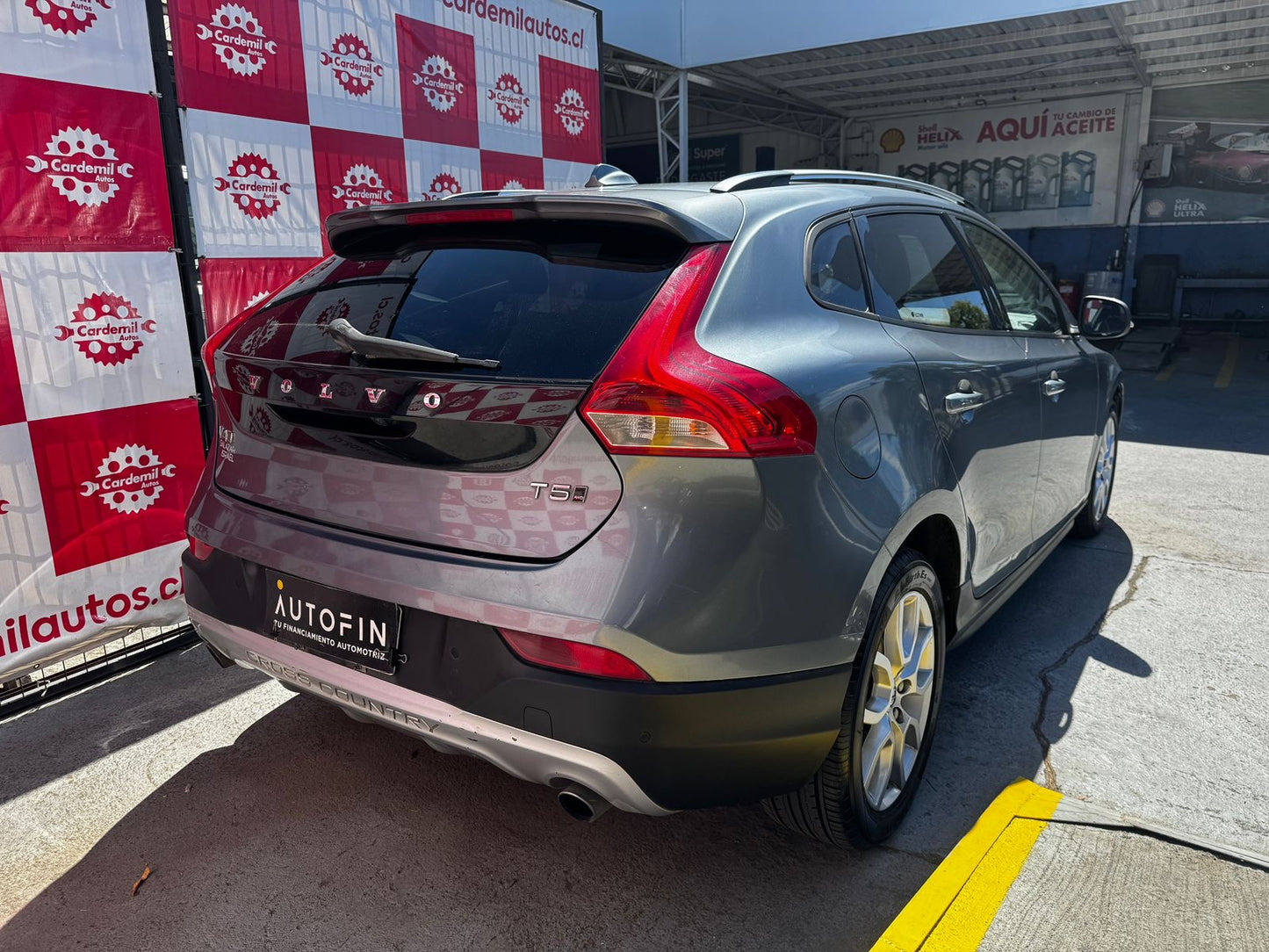 Volvo V40 Cross Country 2.0 T4 AWD 2019 | 122.654 KM  | Los Angeles