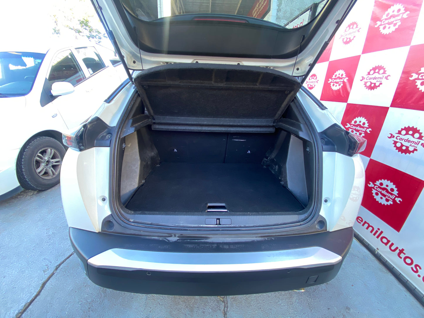 Peugeot 2008 GT Line 1.5 BlueHDi 2021 | Automático | Sunroof Panorámico | Los Ángeles