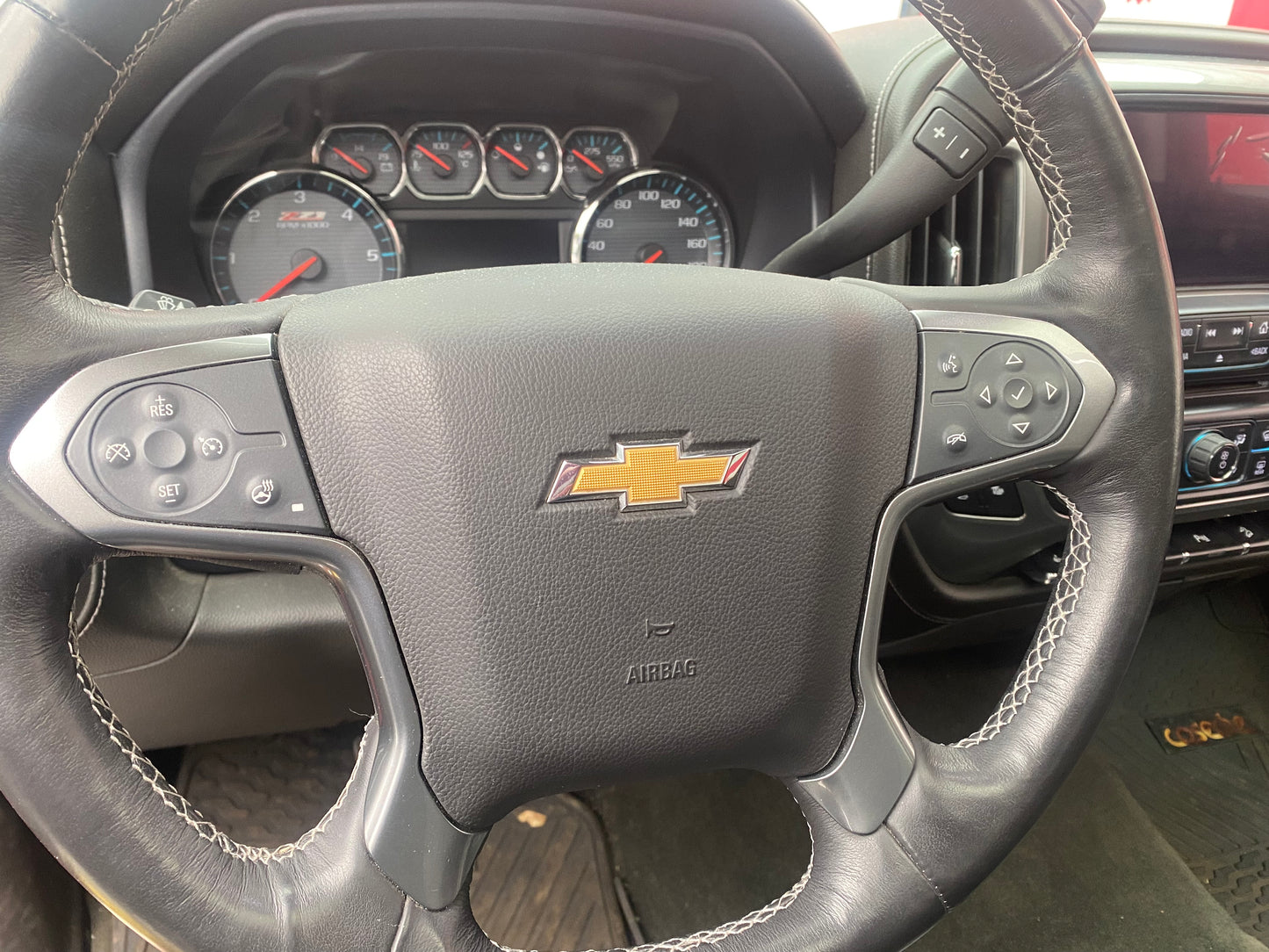 Chevrolet Silverado LTZ 5.3 V8 2018 | 4x4 | Solo 47.445 KM | Los Angeles