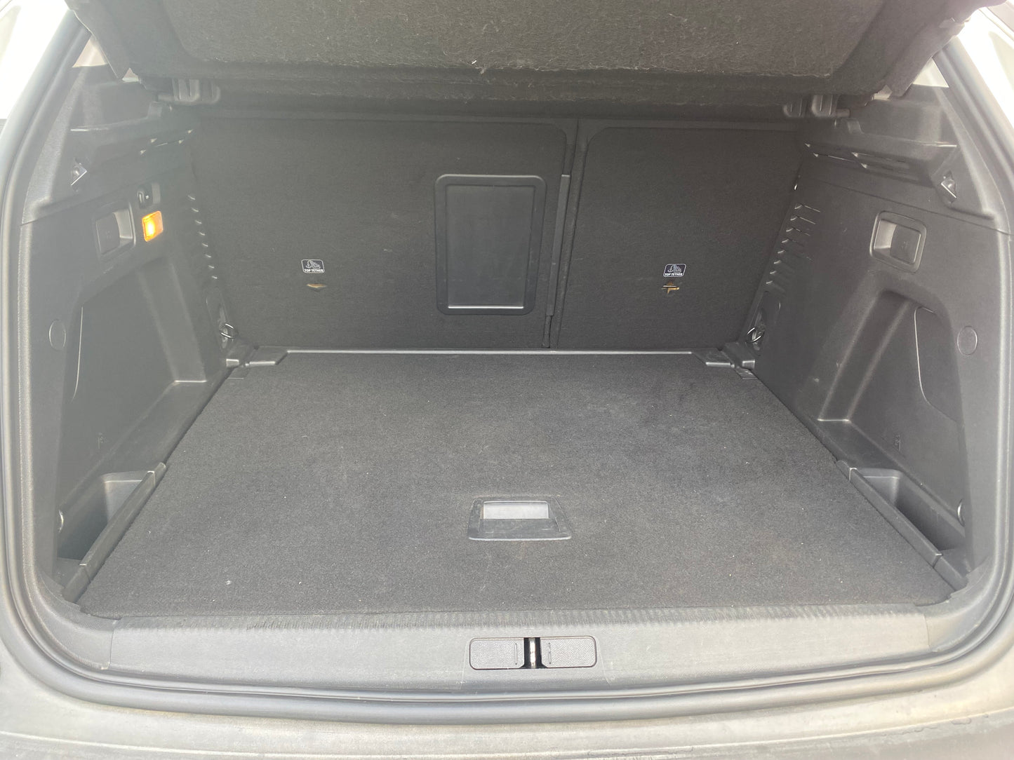 Peugeot 3008 Active Pack 1.6 2019 | 116.410 KM | Los Ángeles