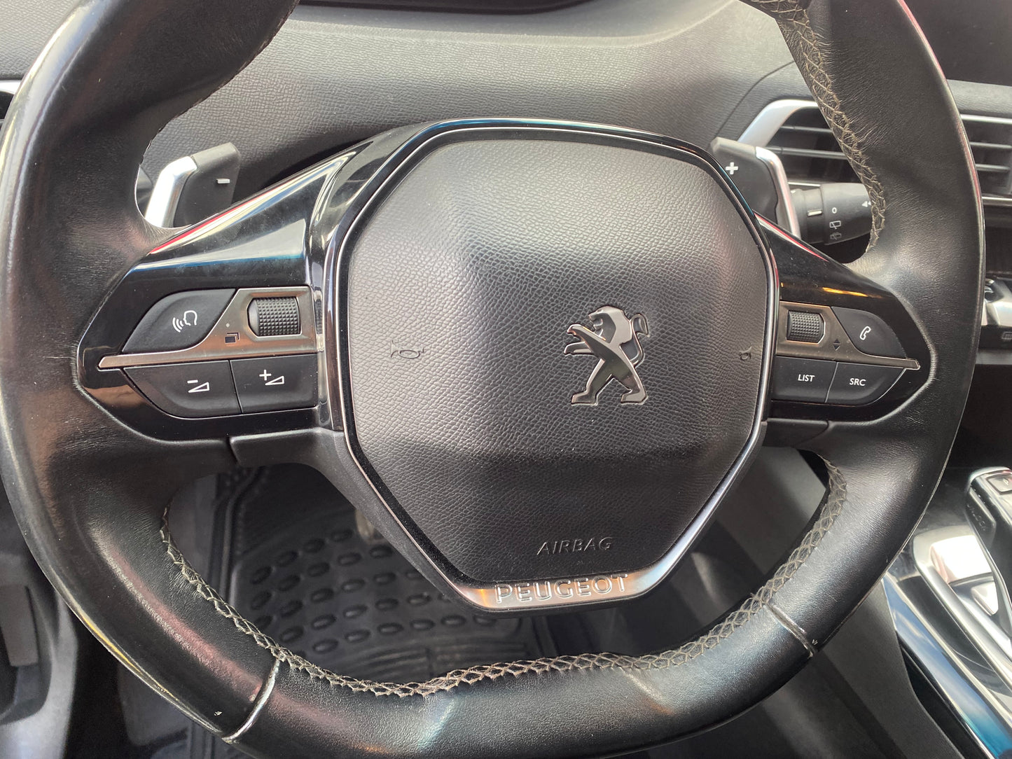 Peugeot 3008 Active Pack 1.6 2019 | 116.410 KM | Los Ángeles