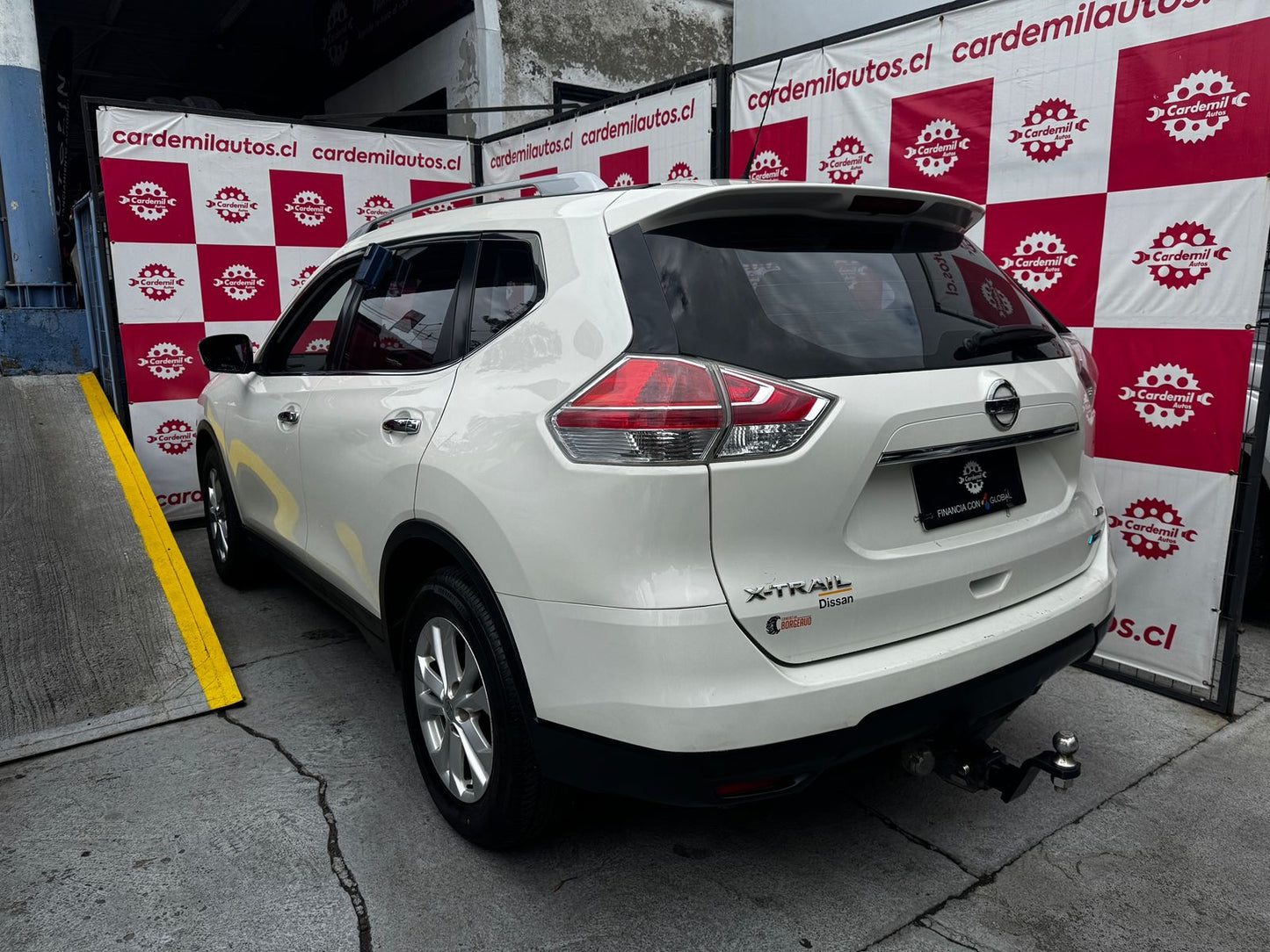 Nissan X-Trail 2.5 4x4 AT 2017 | Tracción Integral | Versión Familiar | Los Ángeles