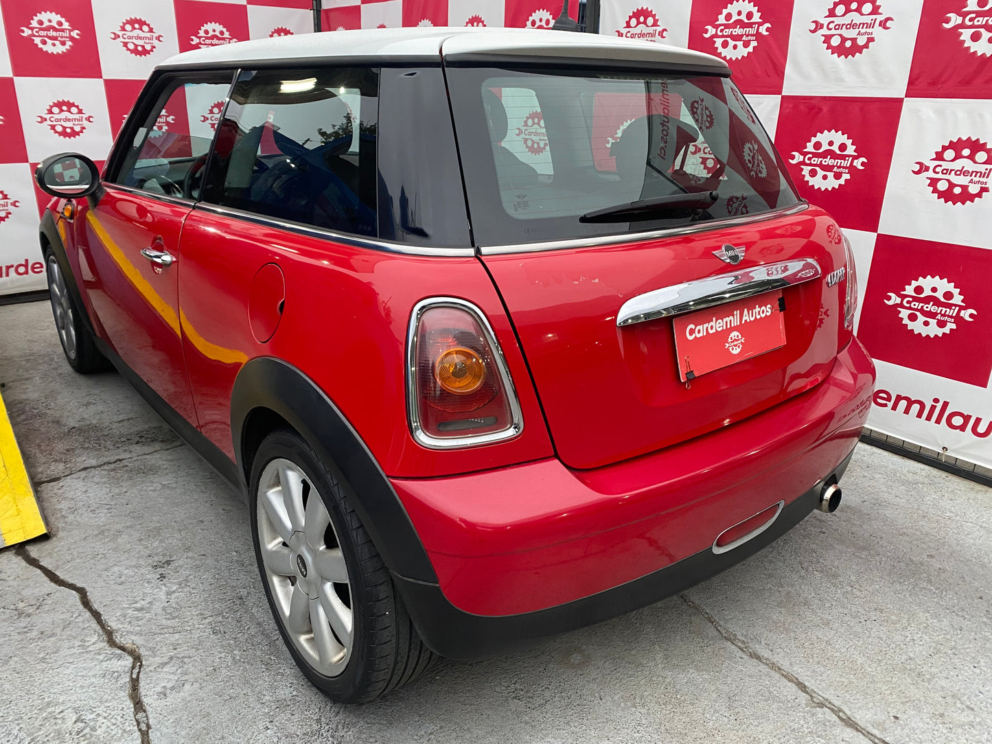 MINI Cooper 1.6 AT 2010 | Diseño Icónico | Conducción Go-Kart | Los Ángeles