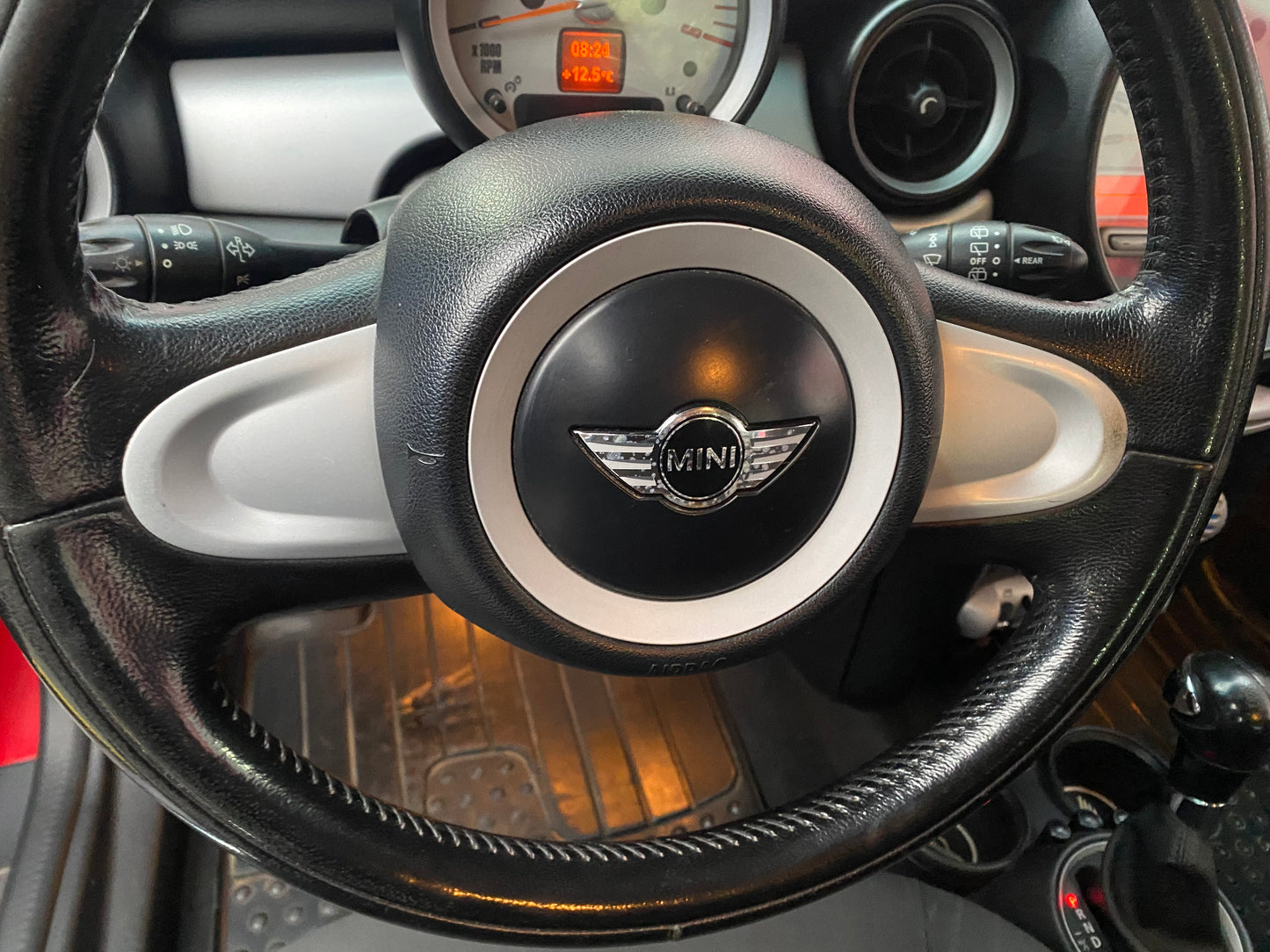 MINI Cooper 1.6 AT 2010 | Diseño Icónico | Conducción Go-Kart | Los Ángeles