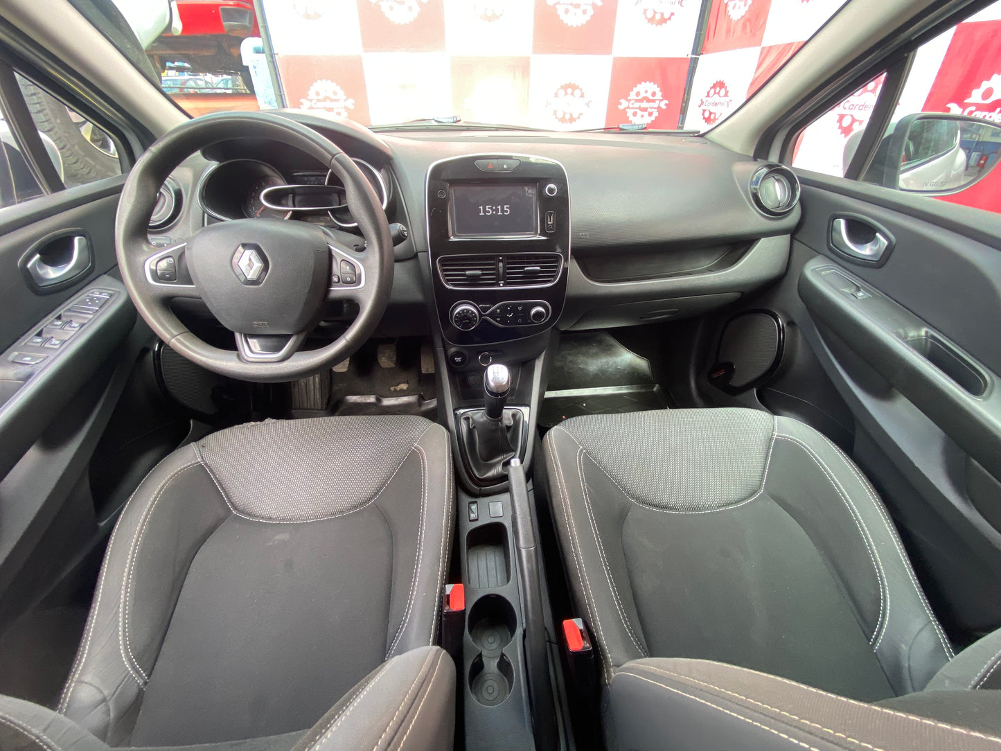 Renault Clio Expression 1.2 MT 2017 | Única Dueña | Diseño Europeo | Los Ángeles
