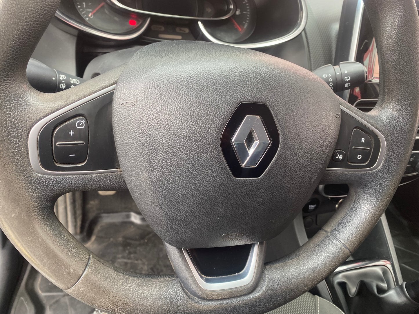 Renault Clio Expression 1.2 MT 2017 | Única Dueña | Diseño Europeo | Los Ángeles