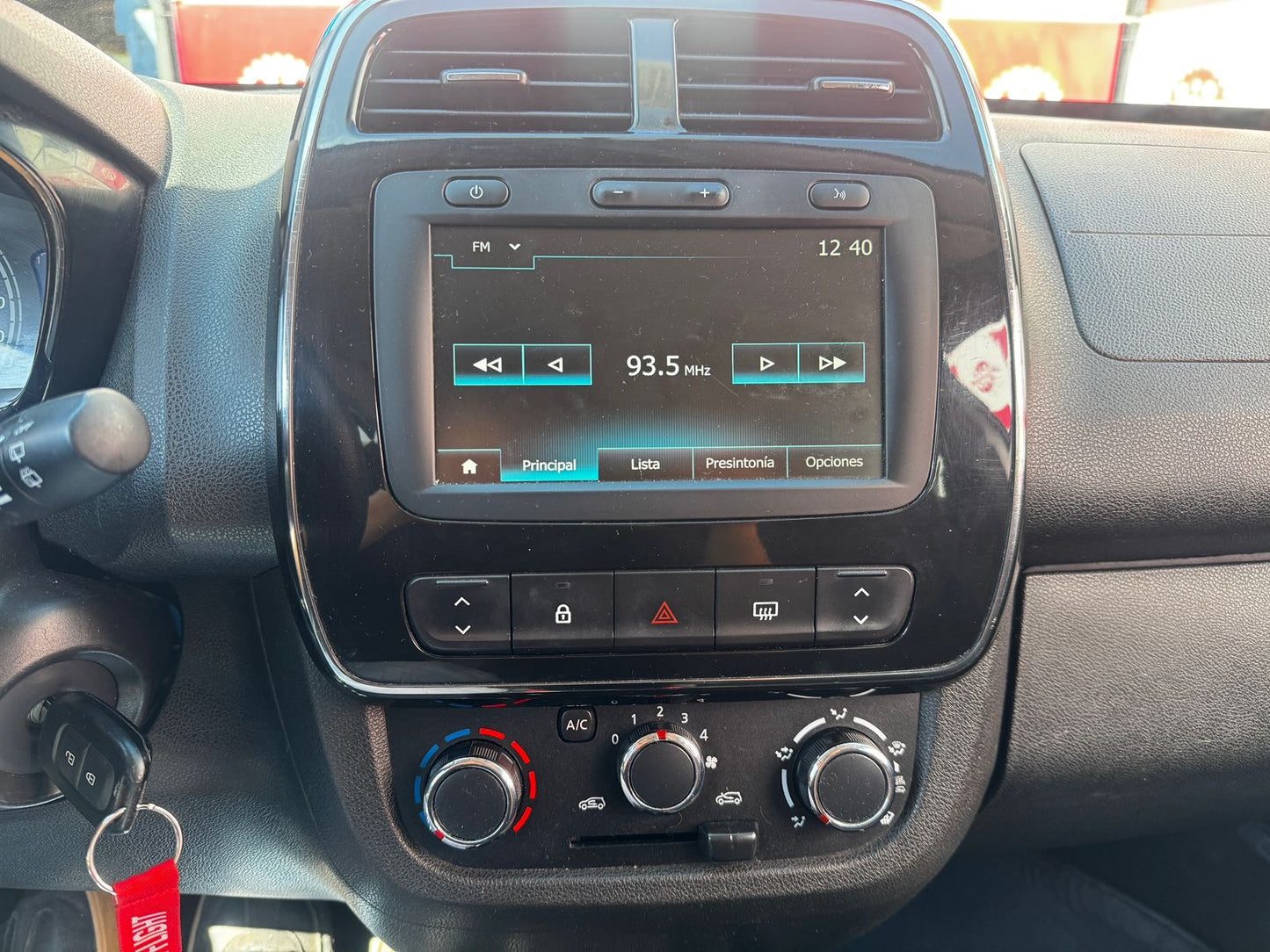 Renault Kwid Outsider 1.0 MT 2021 | Solo 67.190 KM | Aire Acondicionado | Los Ángeles