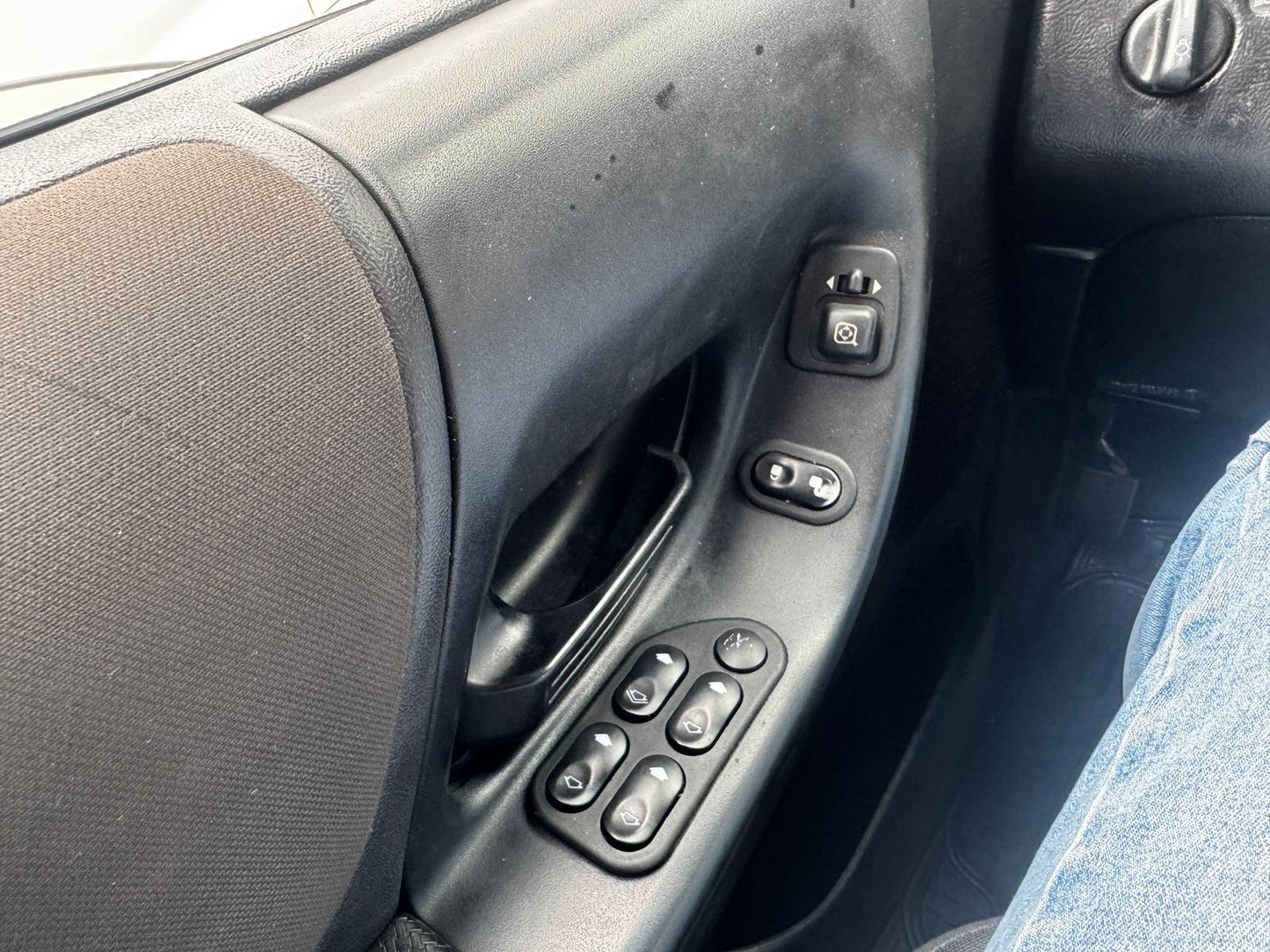 Ford Ranger XLT 2.3 MT 2012 | Versión XLT | Aire Acondicionado | Los Ángeles
